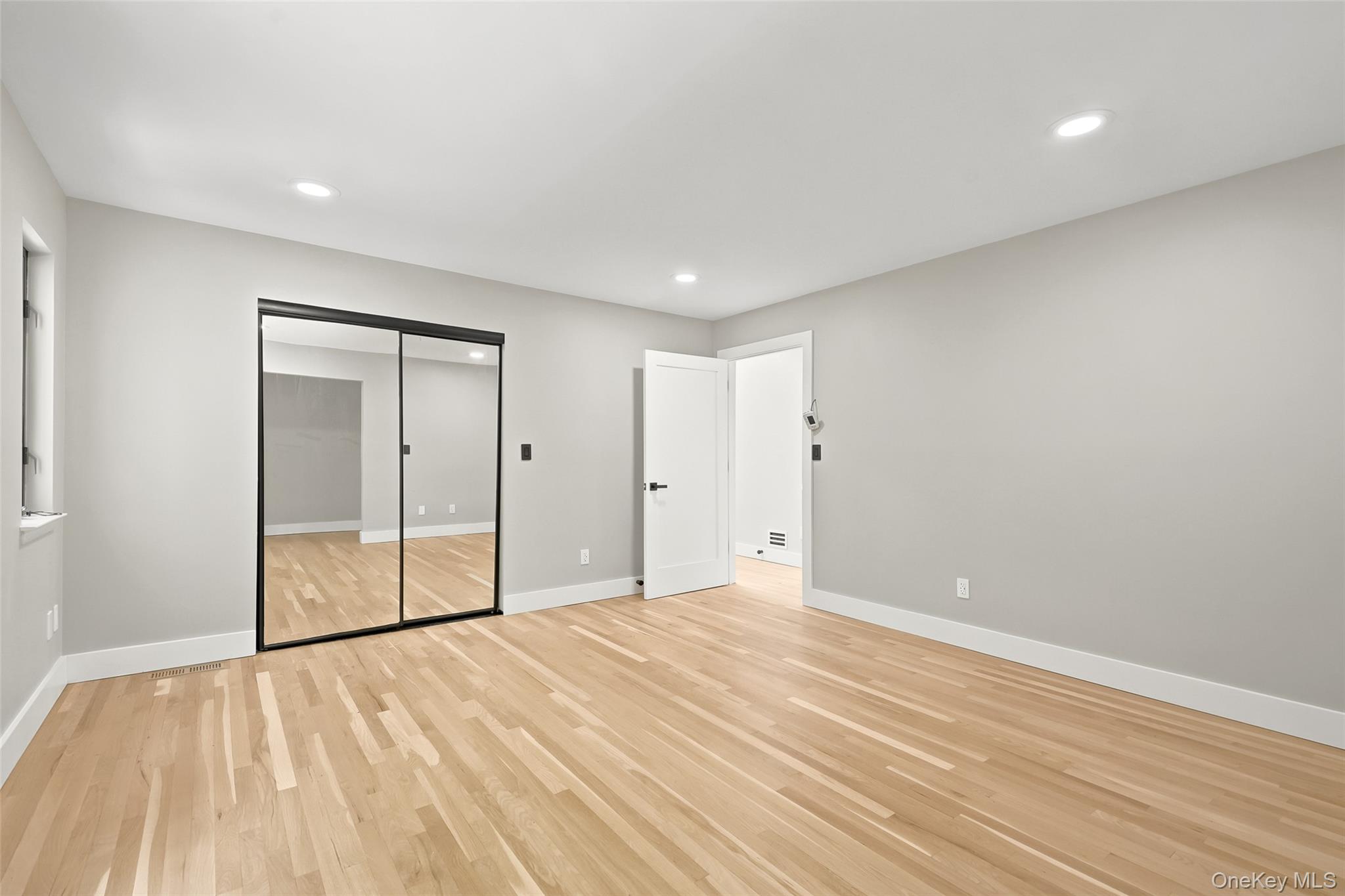 6 Harrows Lane Property Photo 23