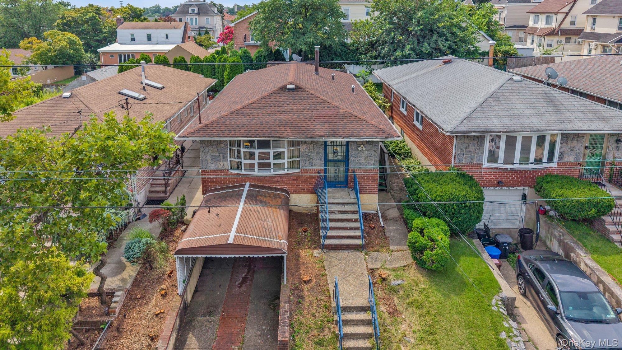 15018 8th Avenue Property Photo 2
