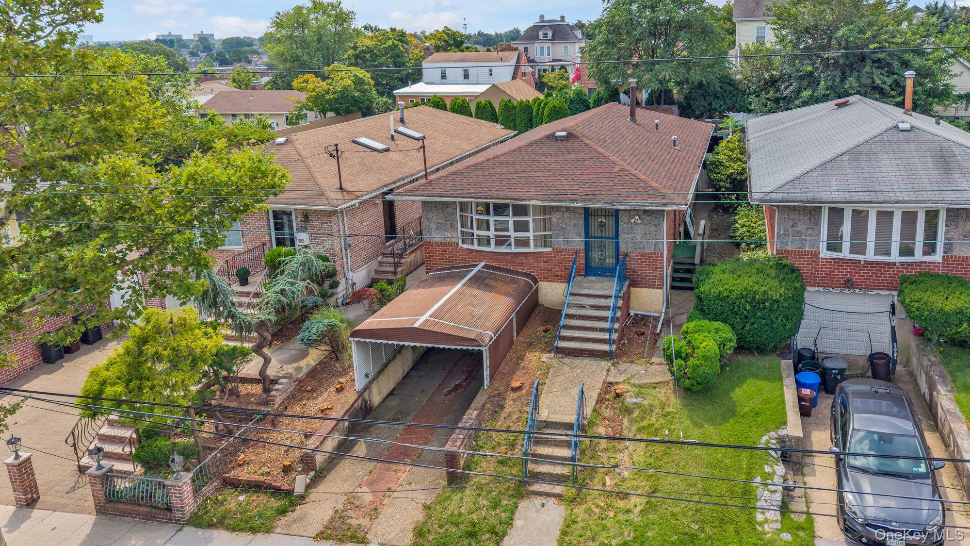 15018 8th Avenue Property Photo 3