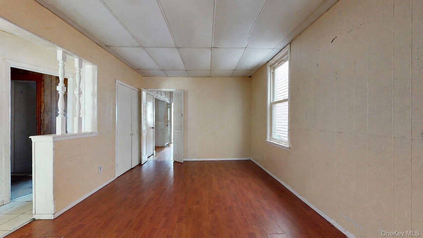 5722 Waldron Street Property Photo 4