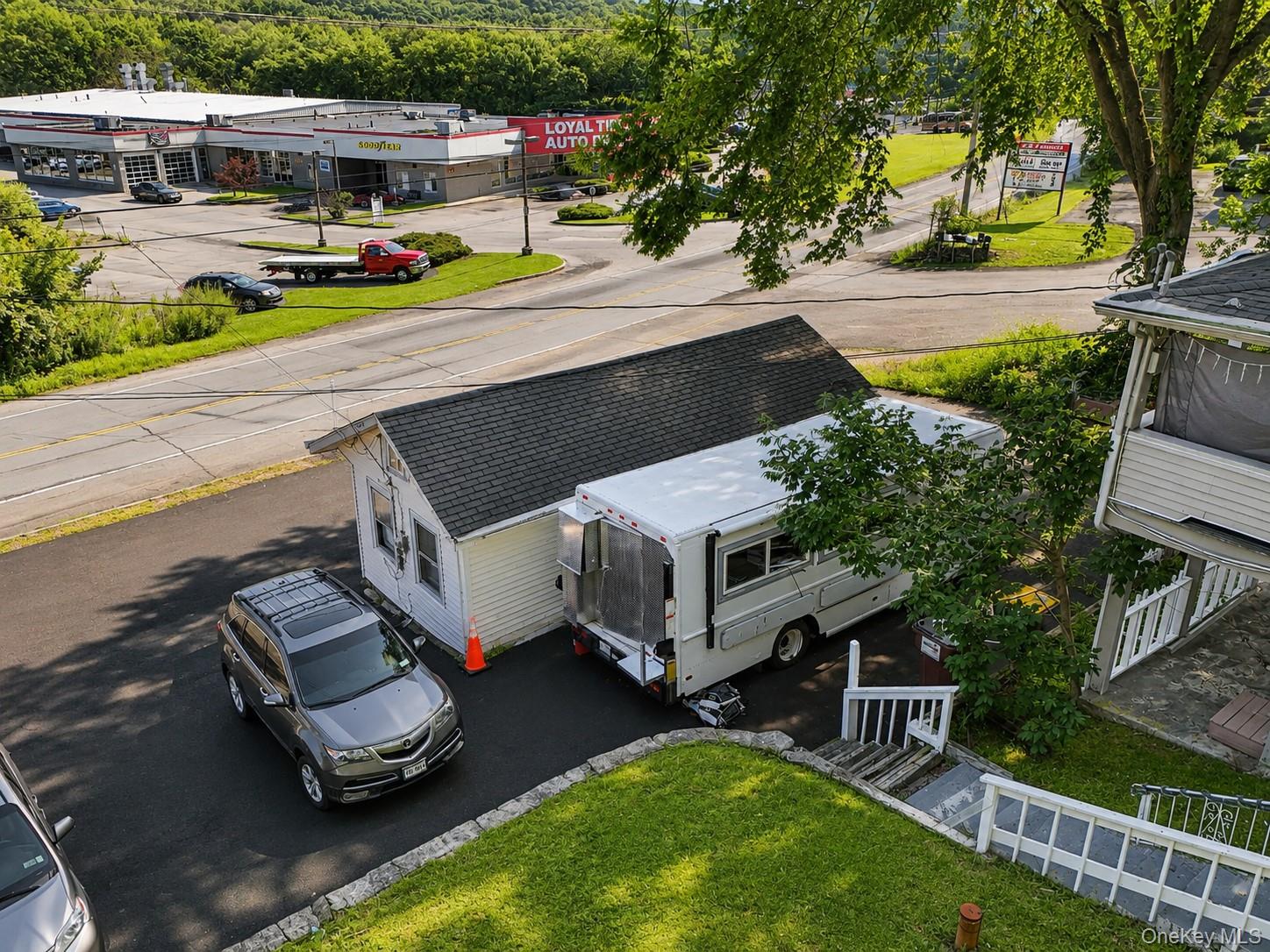 337-339 State Route 17m 1.5 Property Photo 3