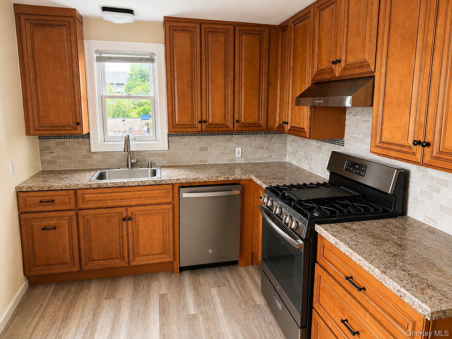 16 Lafayette Street 2 Property Photo 14