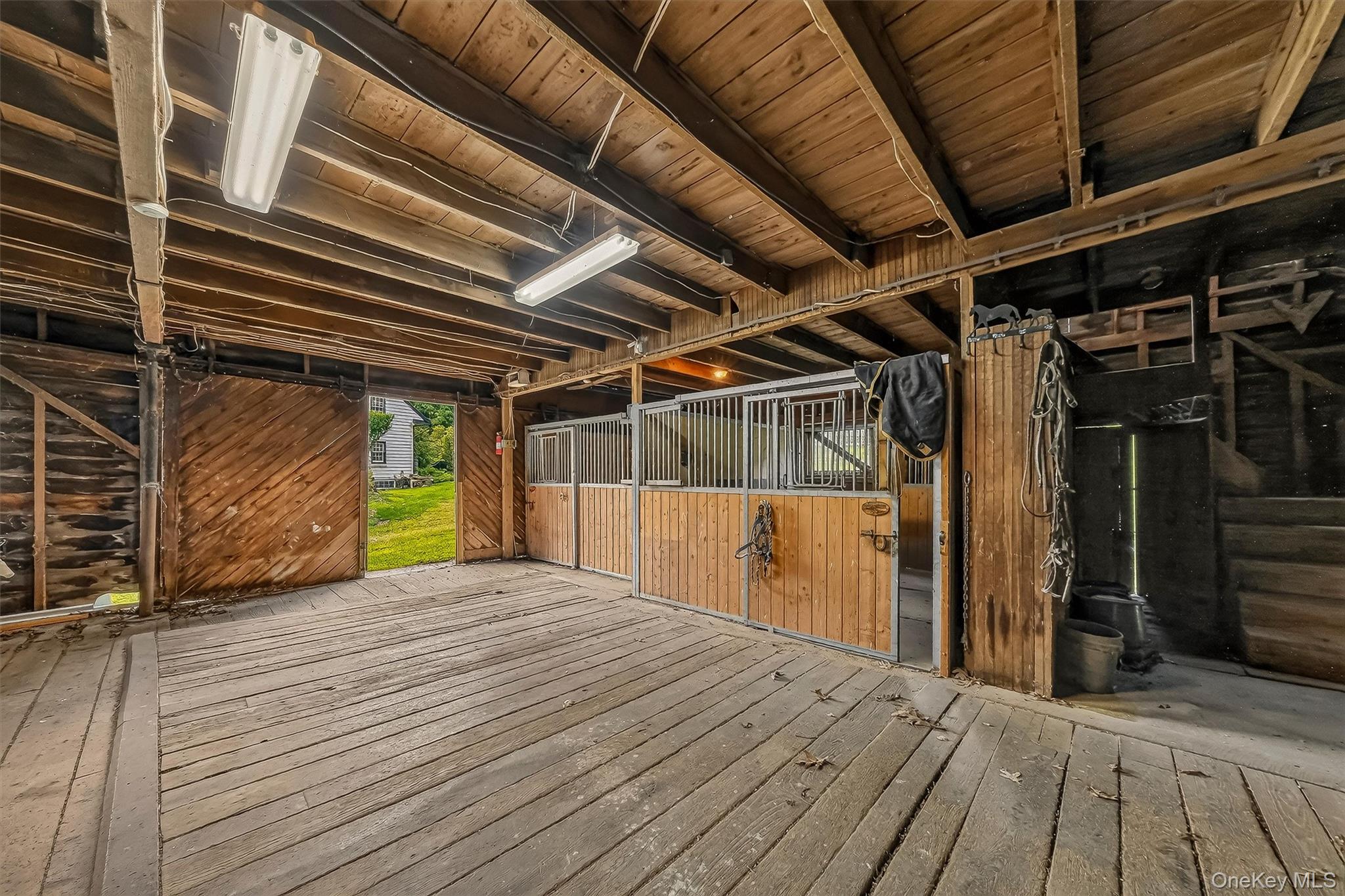 15 Inningwood Road Property Photo 38