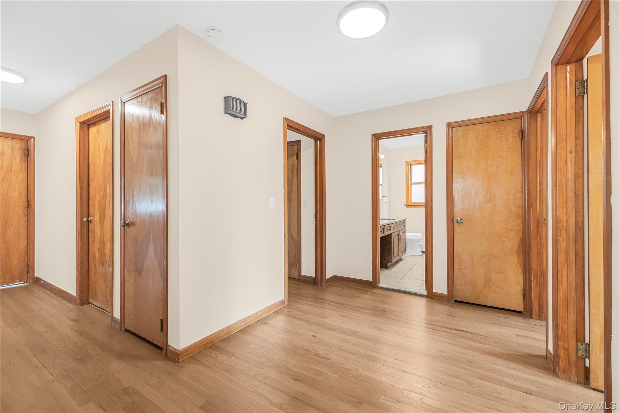 99 Clarendon Avenue Property Photo 4
