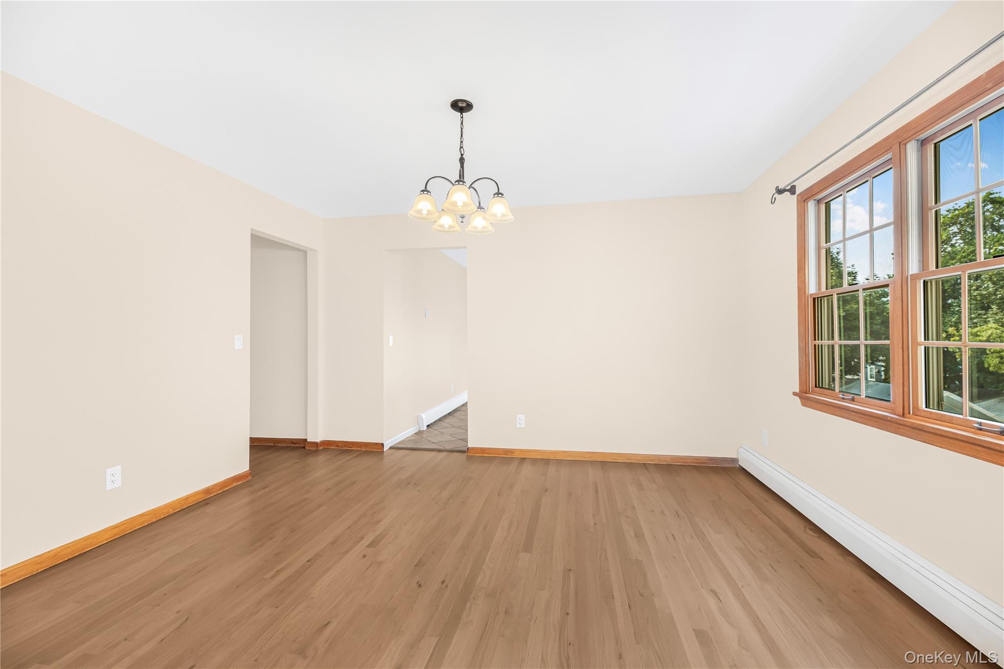 99 Clarendon Avenue Property Photo 7