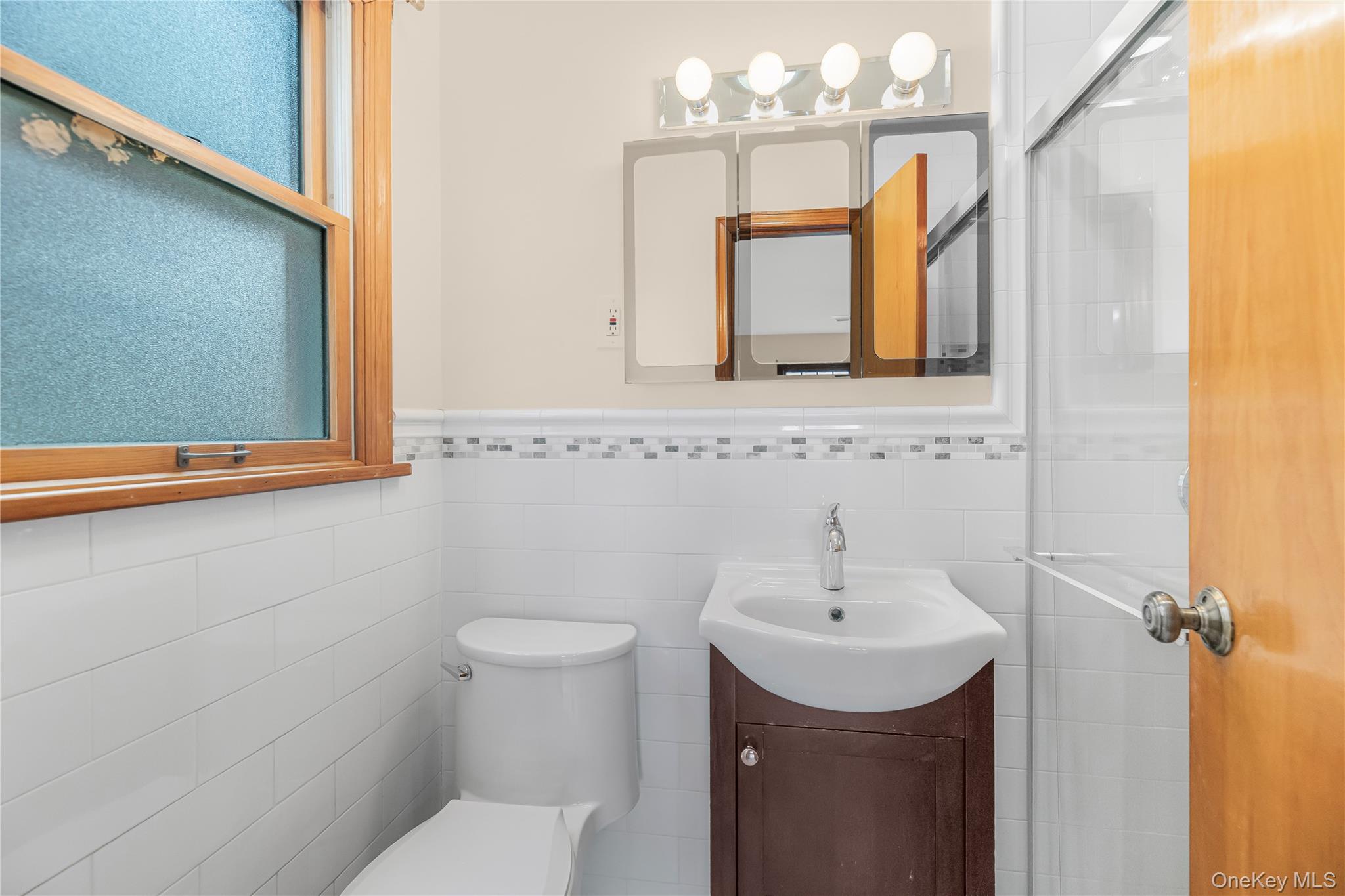 99 Clarendon Avenue Property Photo 17