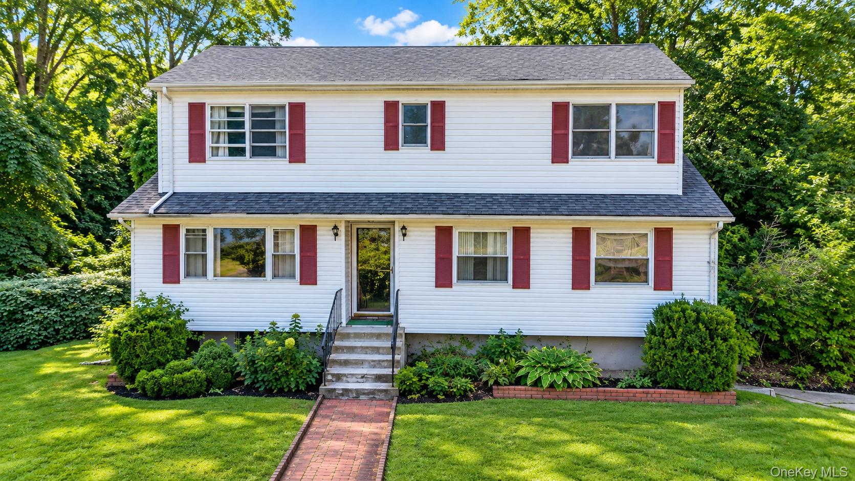 2 Custom Lane Property Photo 1