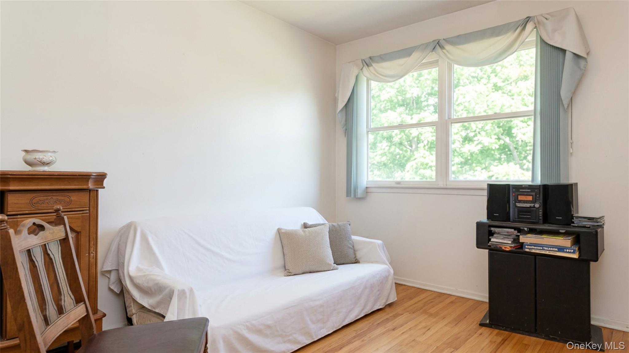 2 Custom Lane Property Photo 4