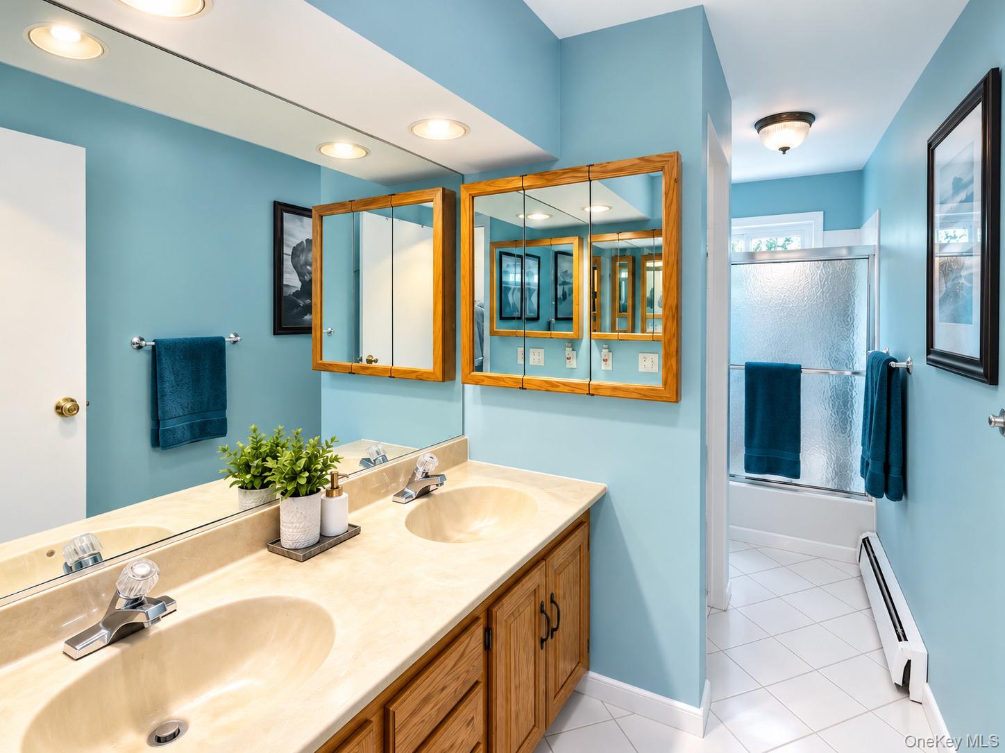 2 Custom Lane Property Photo 6