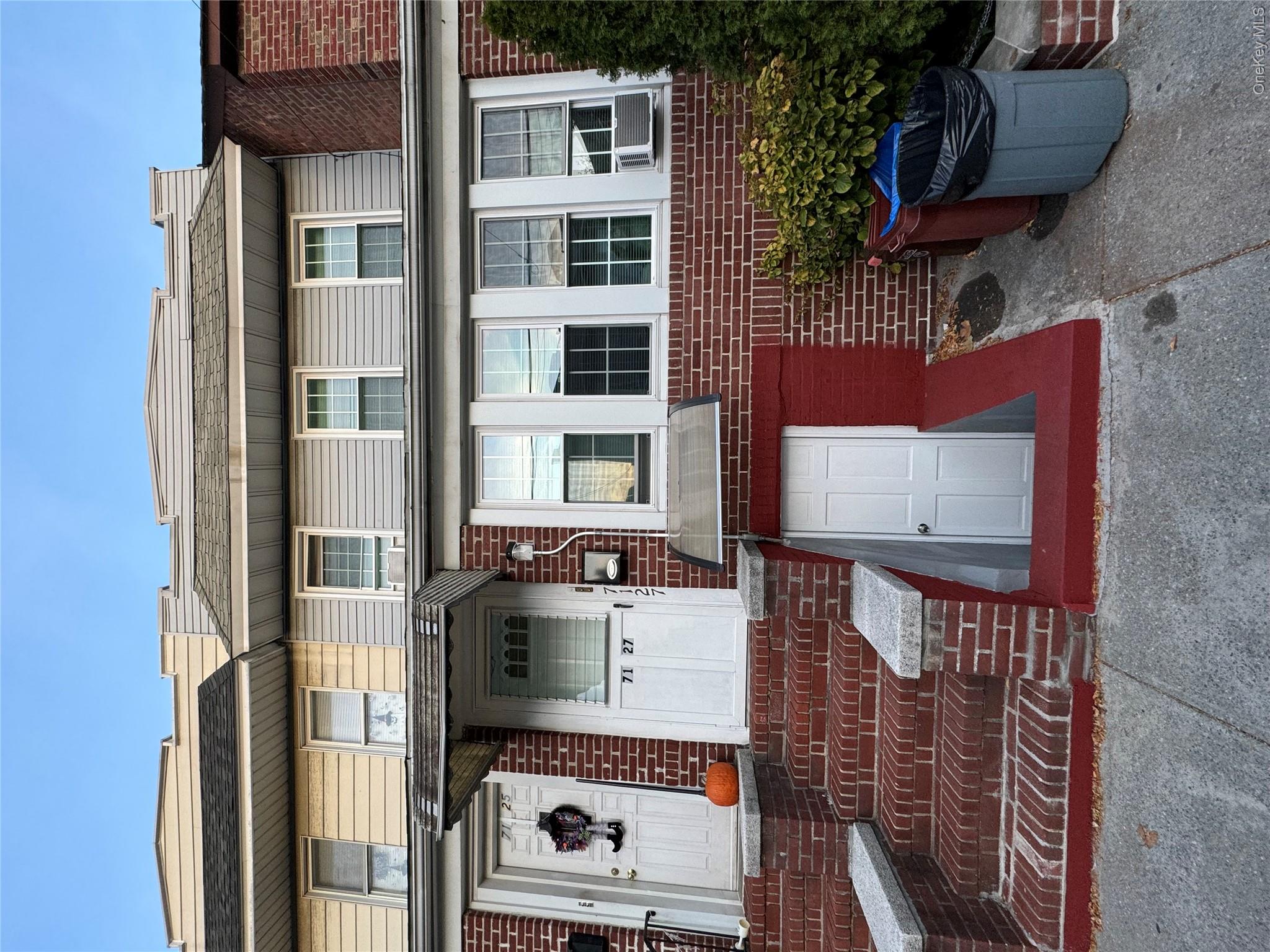 71-27 69th Street Property Photo 24