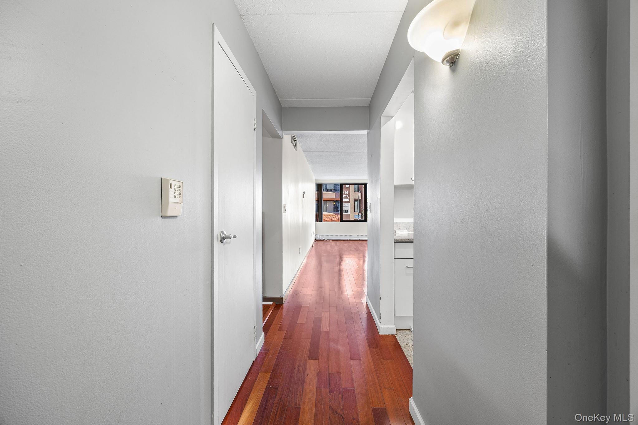 4 Martine Avenue 120 Property Photo 6