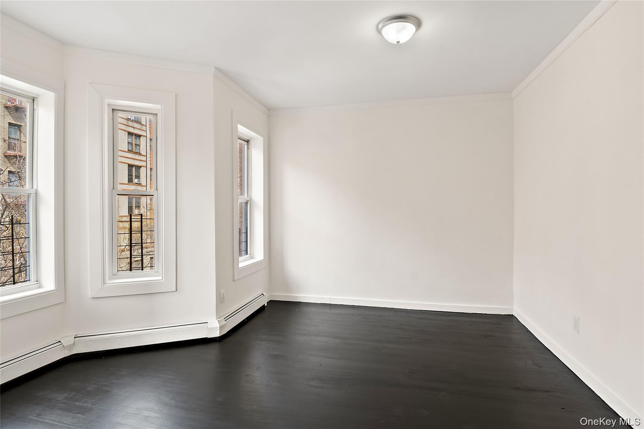 2308 Morris Avenue Property Photo 2