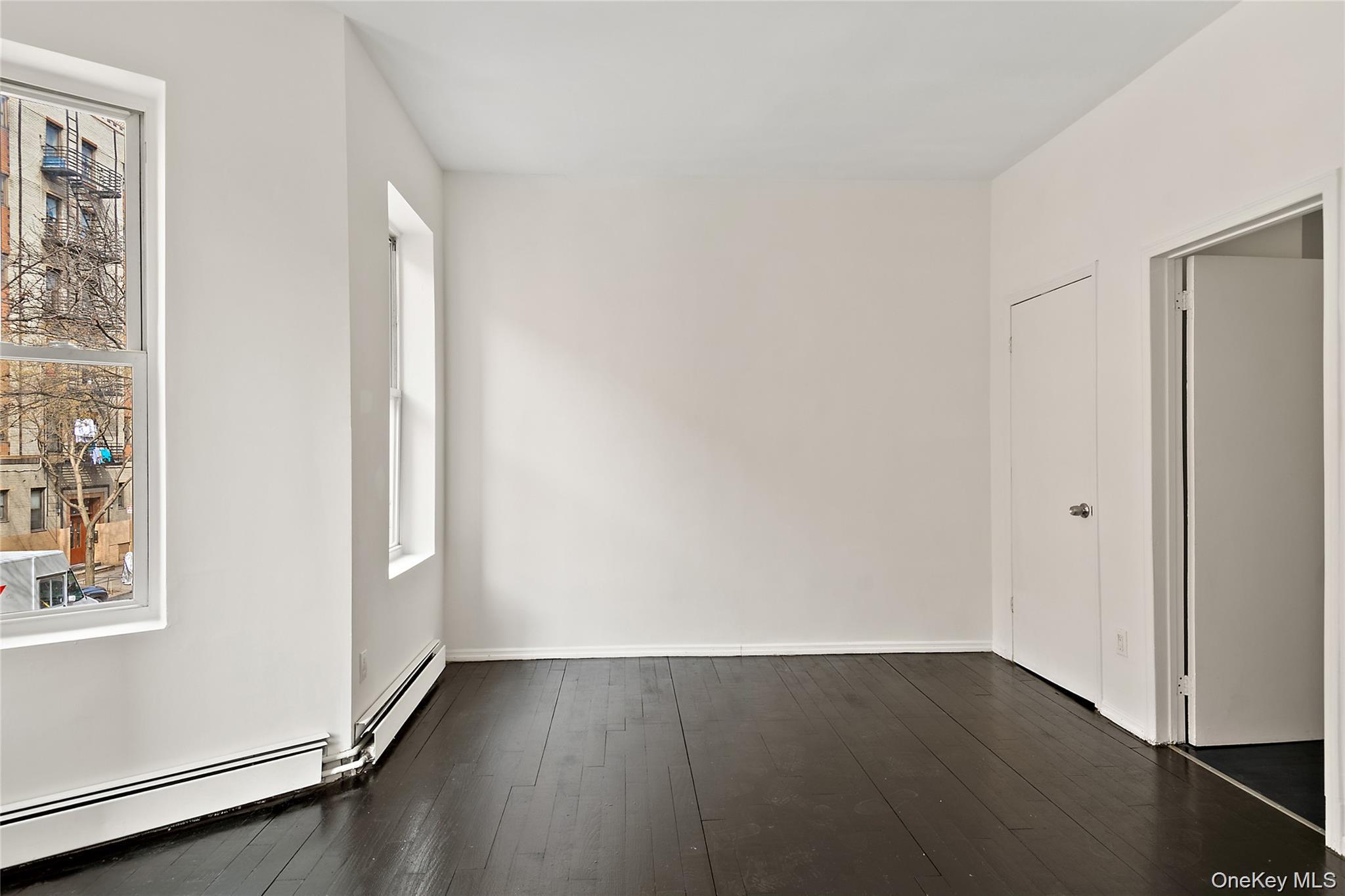 2308 Morris Avenue Property Photo 3