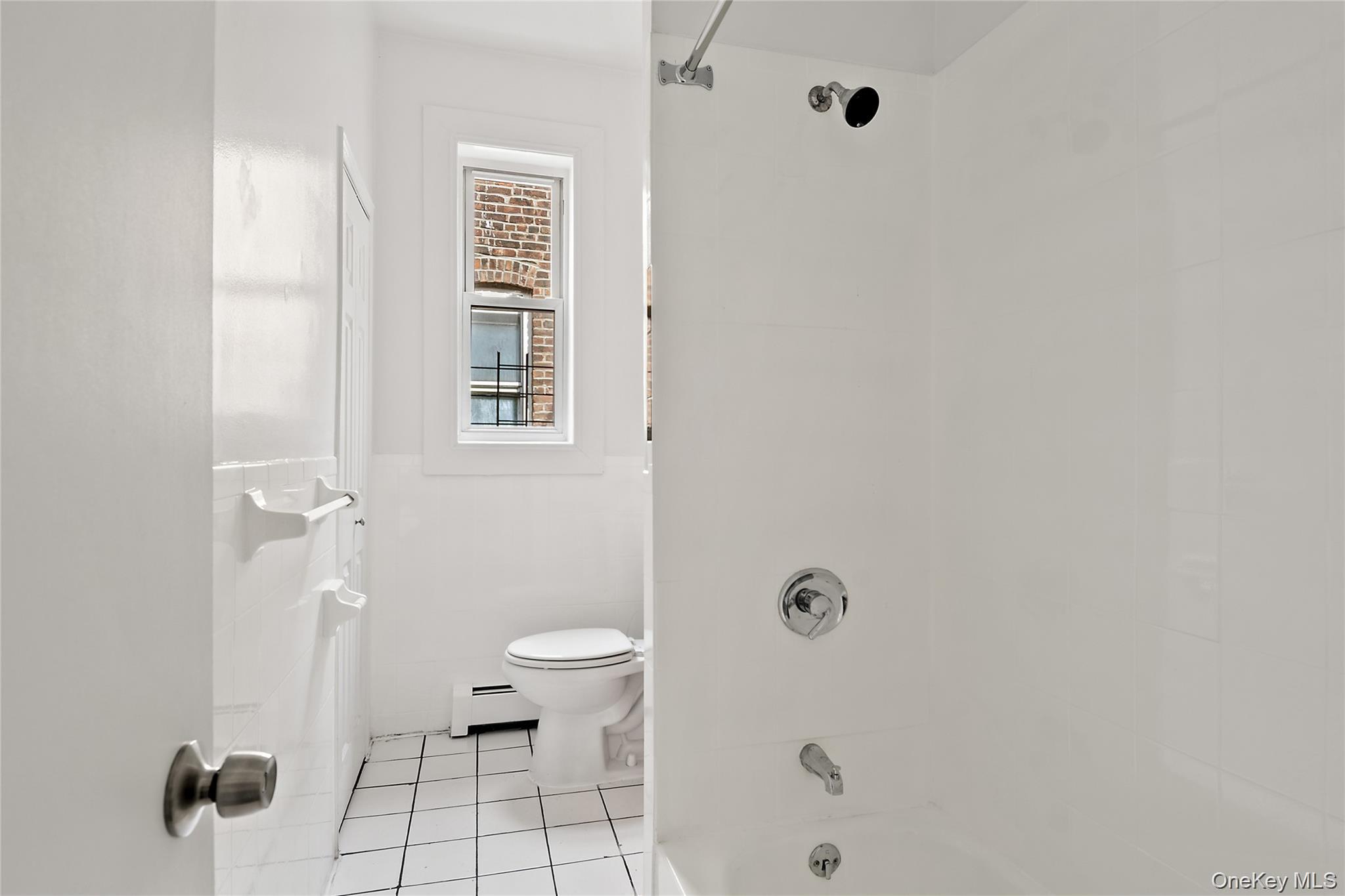2308 Morris Avenue Property Photo 26