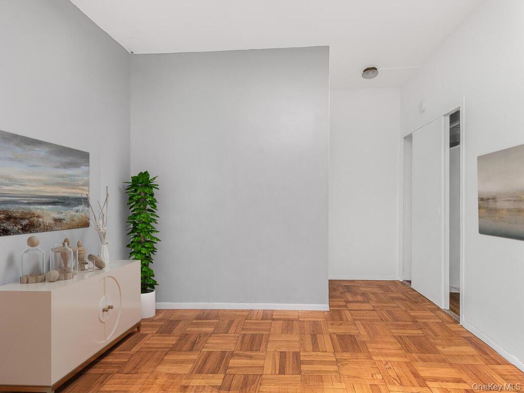 8 Fordham Hill Oval 3d Property Photo 2