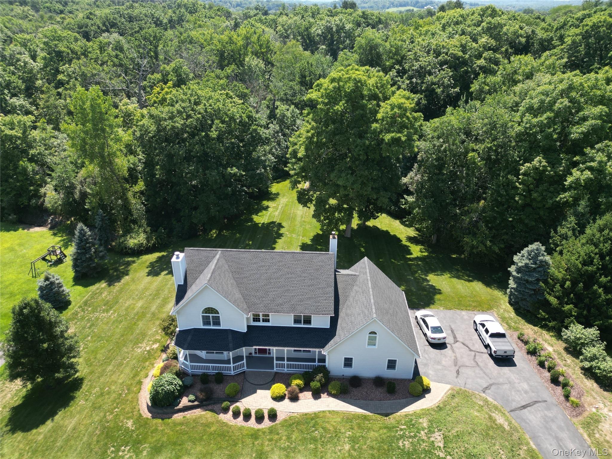 59 Hollyberry Drive Property Photo 3