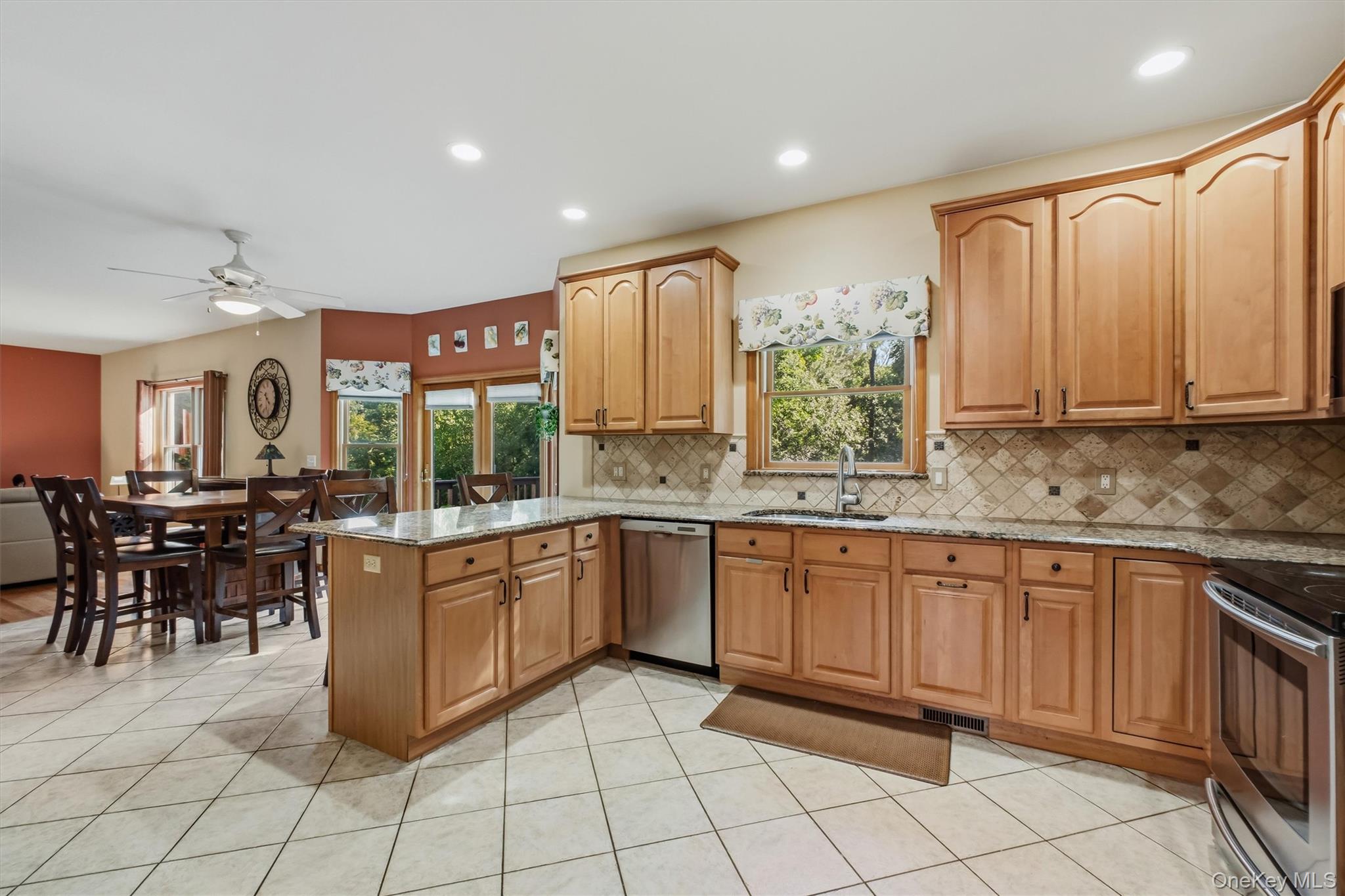 59 Hollyberry Drive Property Photo 19