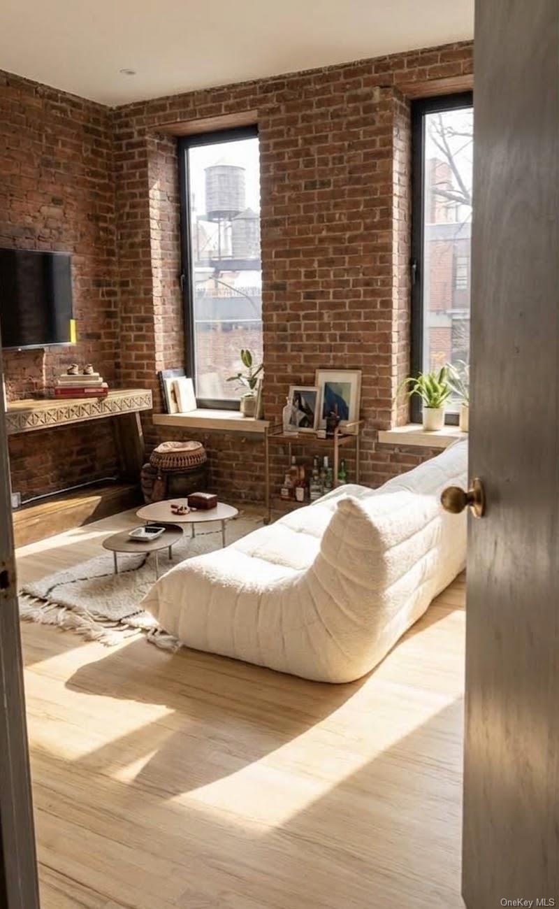 437 W 43rd Street 1