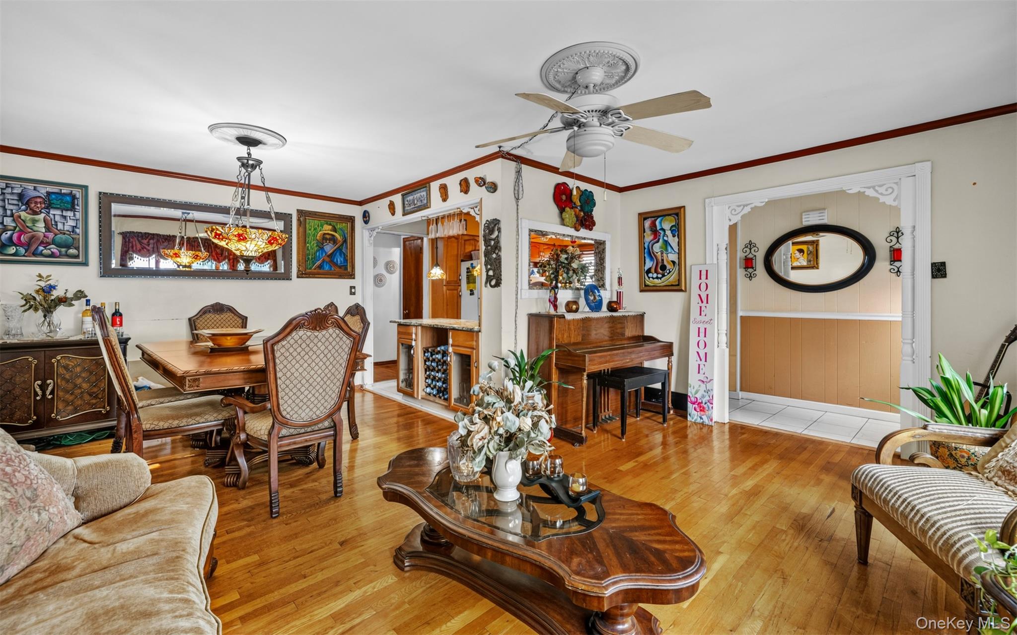 2267 Ludlam Avenue Property Photo 3
