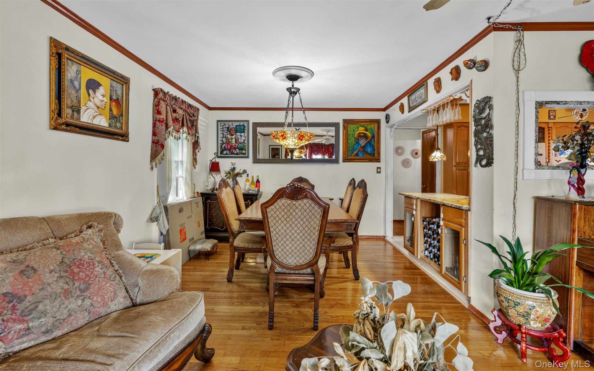 2267 Ludlam Avenue Property Photo 4
