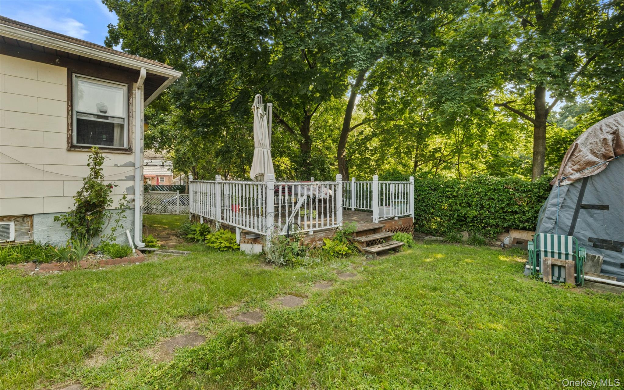 2267 Ludlam Avenue Property Photo 21