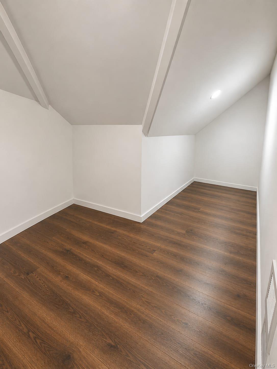 29 The Boulevard Property Photo 23