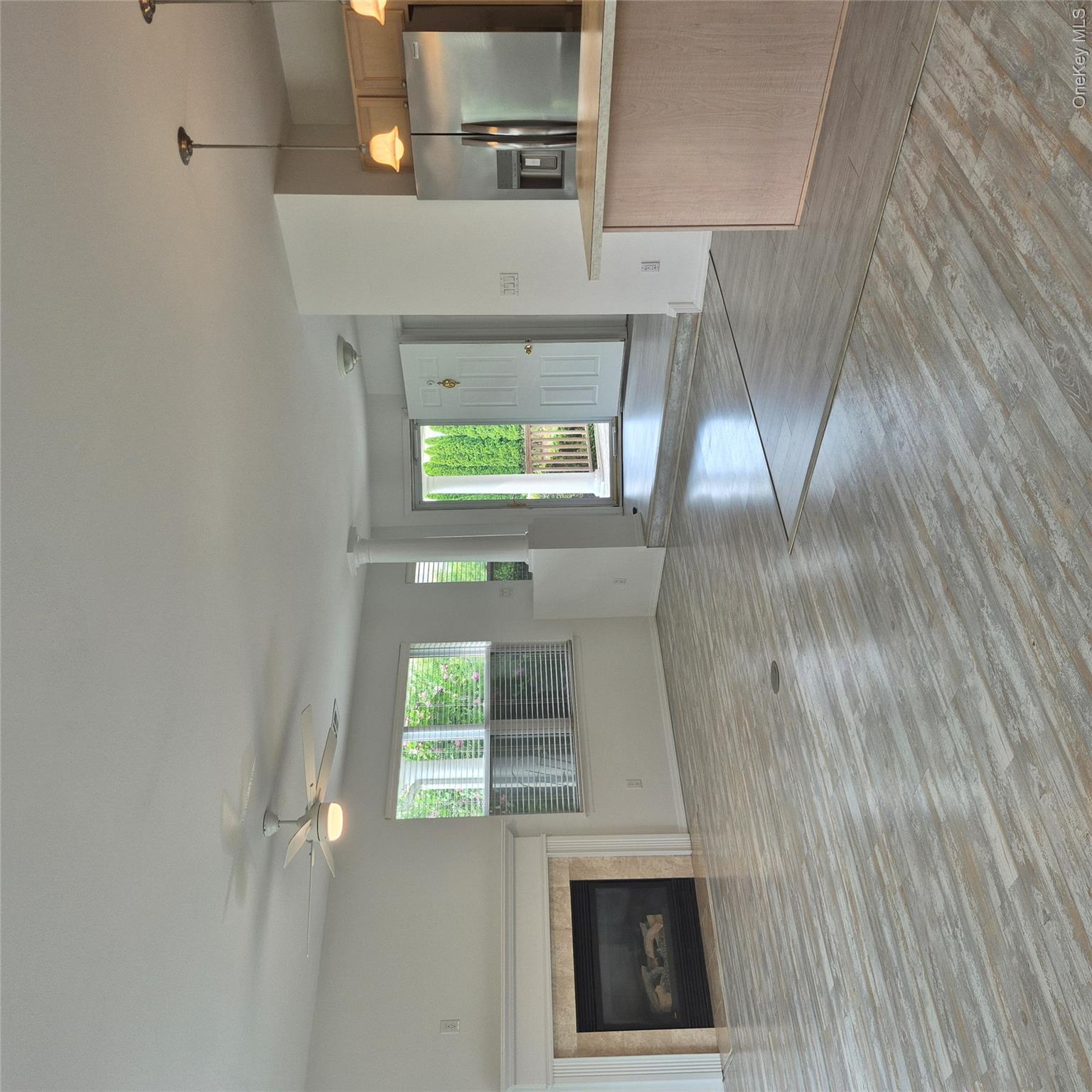 2501 Willow Pond Drive Property Photo 5