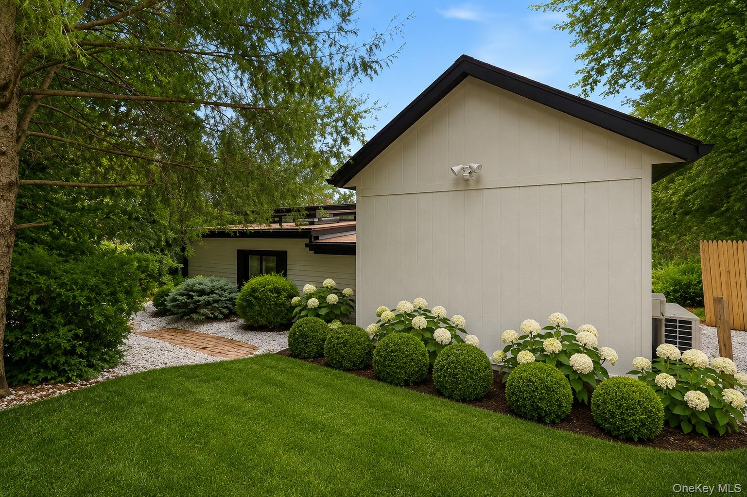 11 Vails Lake Shore Drive Property Photo 2