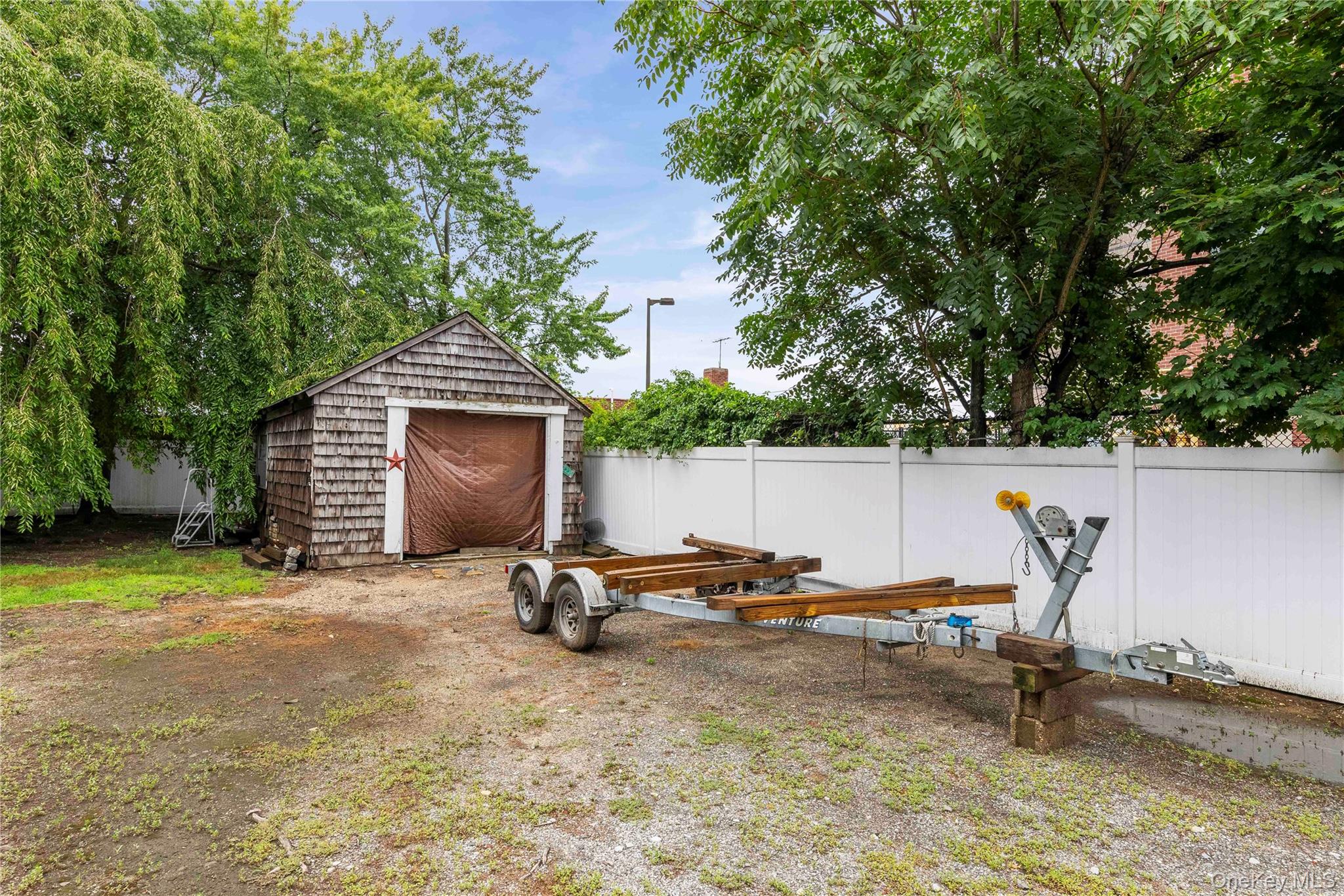 2474 Harrison Avenue Property Photo 20