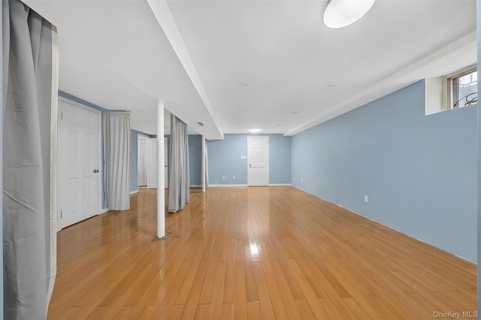 245-71 61st Avenue Property Photo 20