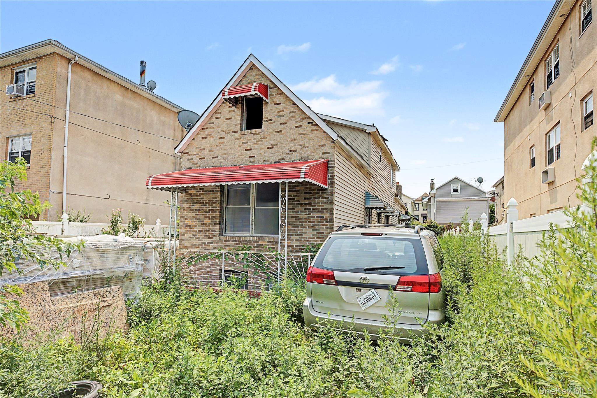 2923 Bruner Avenue Property Photo 1