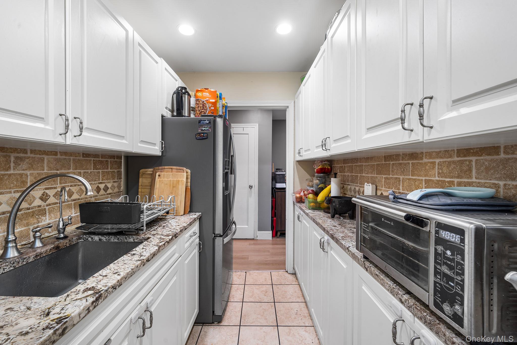 128 Richbell Road B4 Property Photo 11