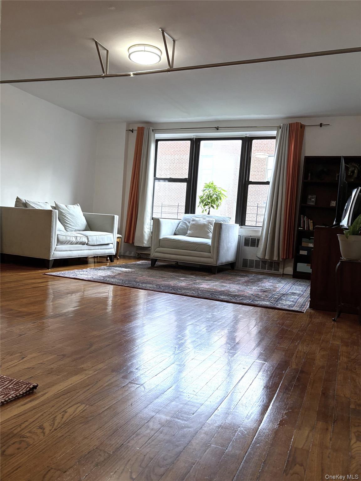 41-31 51st Street 6e Property Photo 15