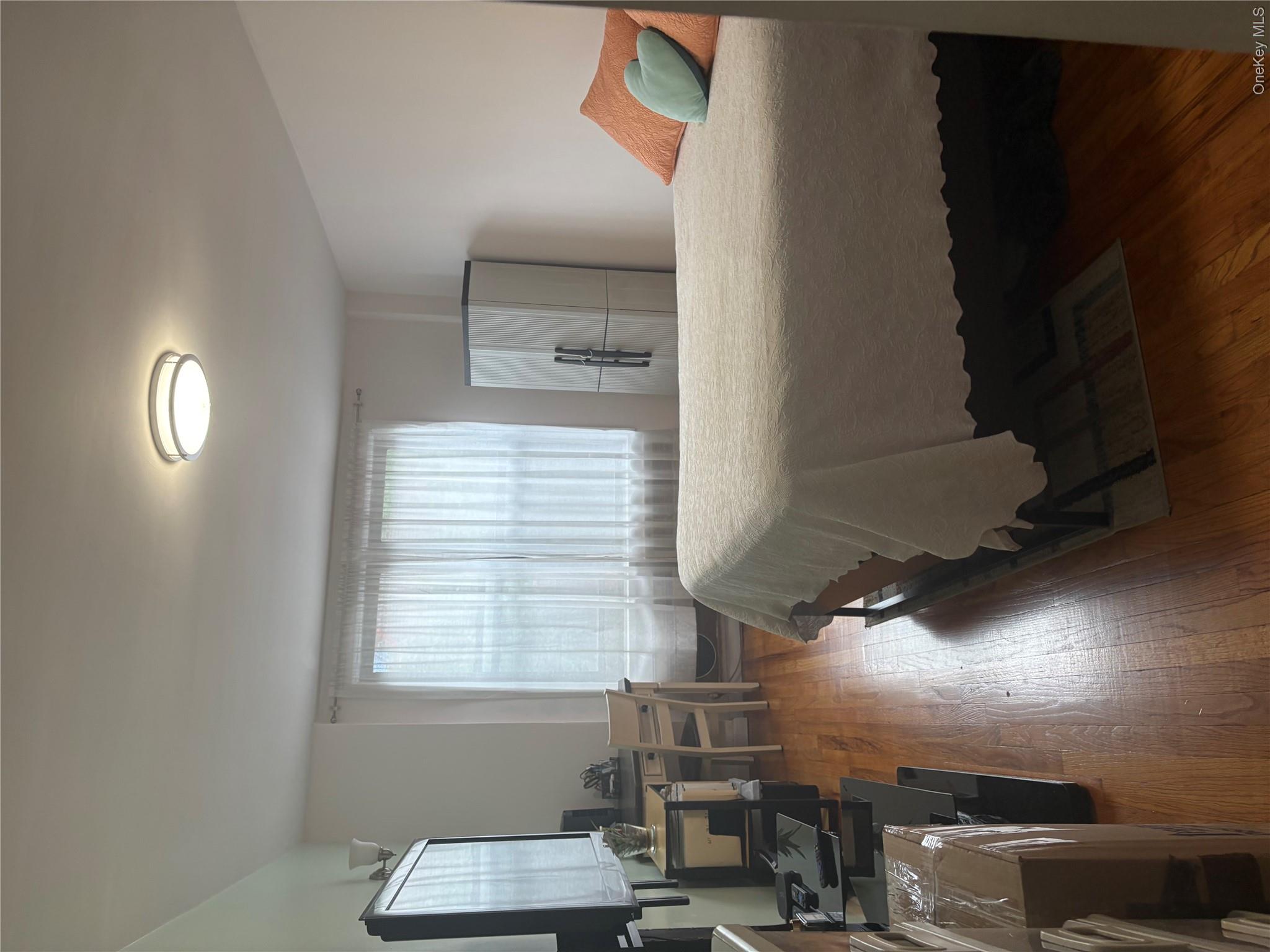41-31 51st Street 6e Property Photo 19