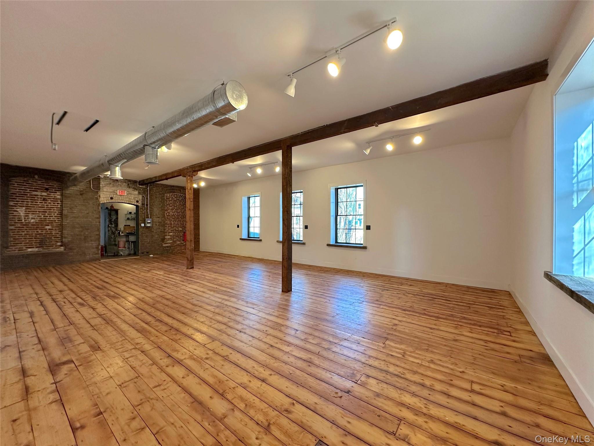 46 Chambers Street 2r Property Photo 3