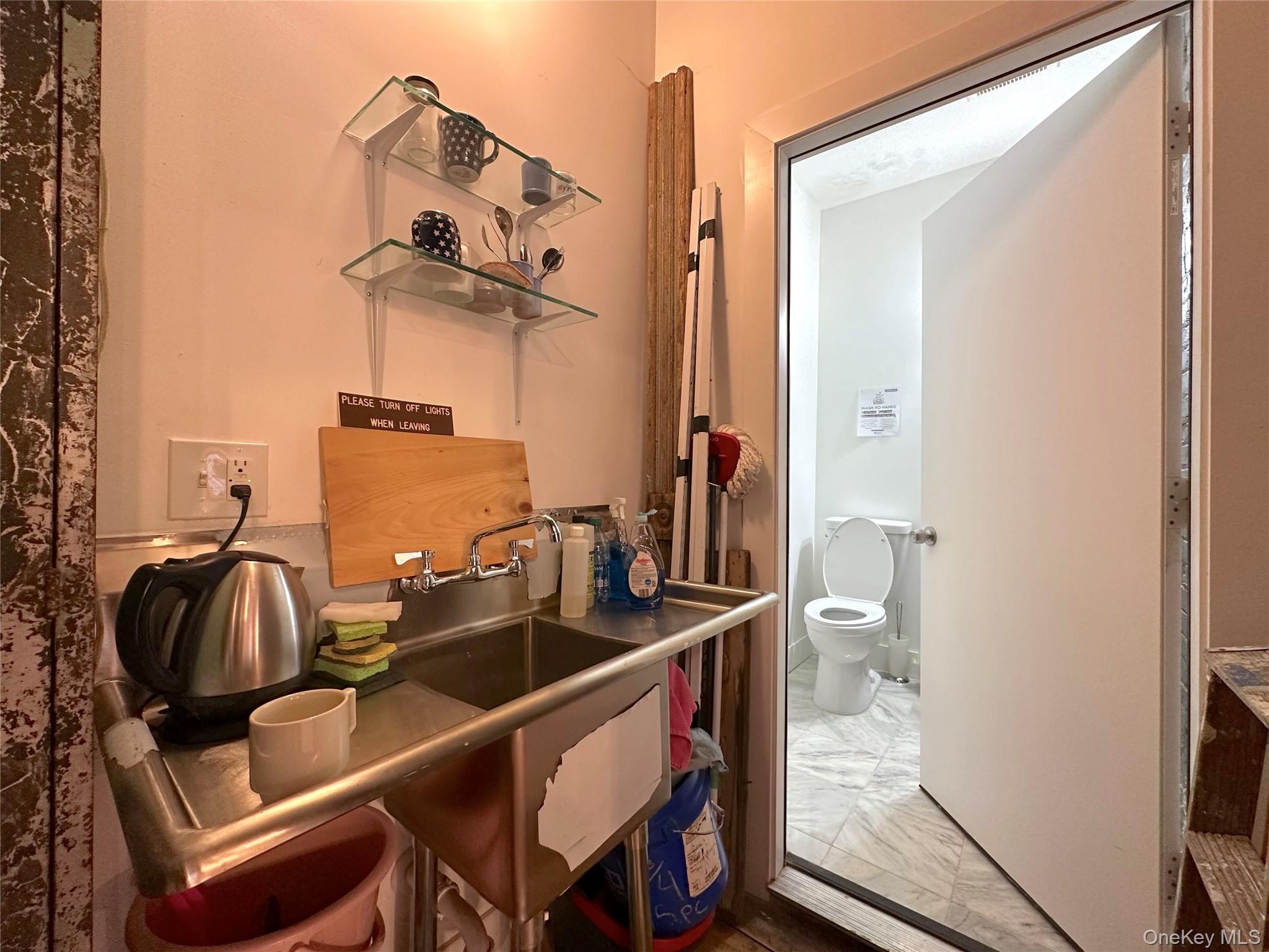 46 Chambers Street 2r Property Photo 7