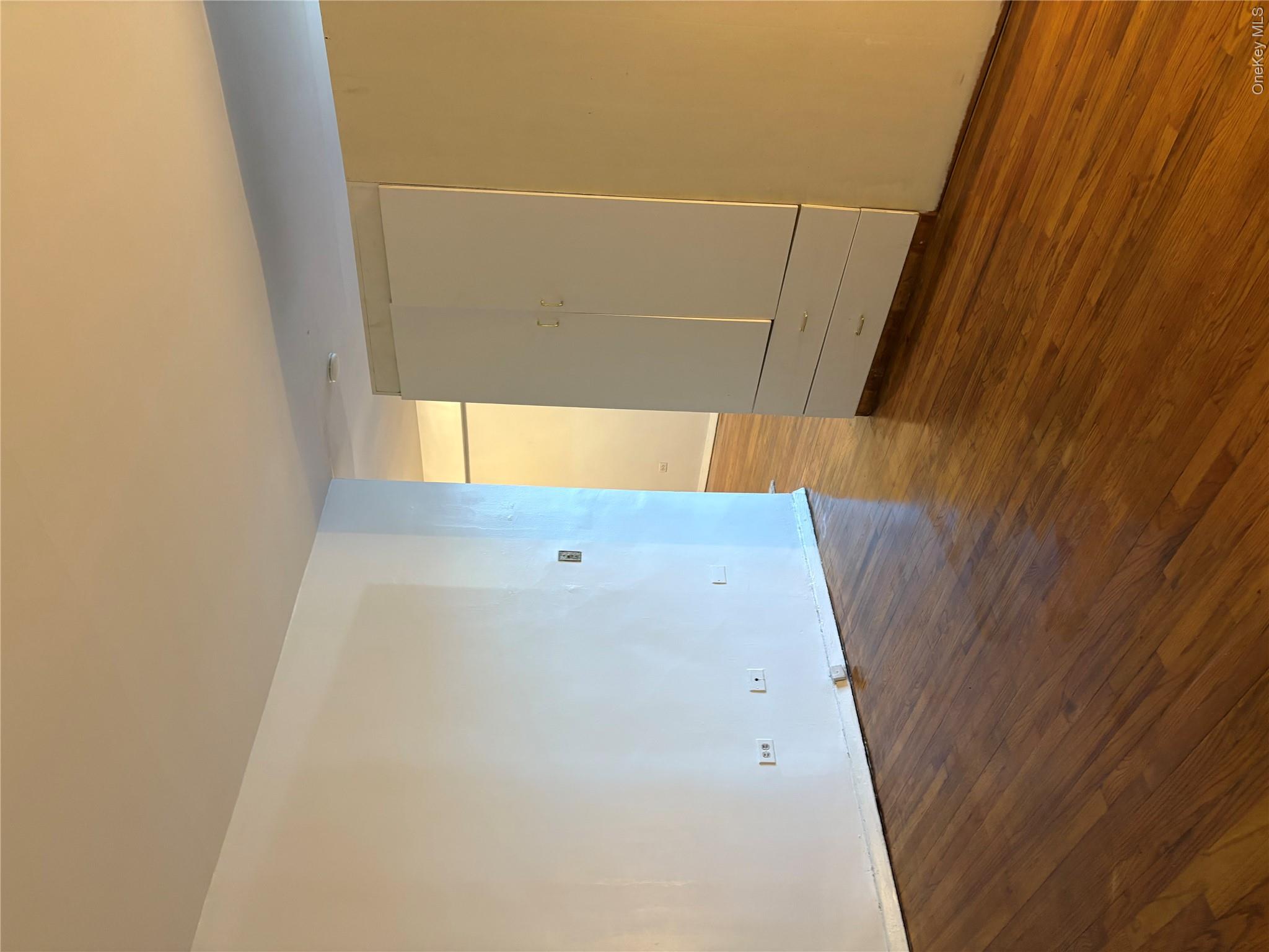41-31 51st Street 6m Property Photo 13