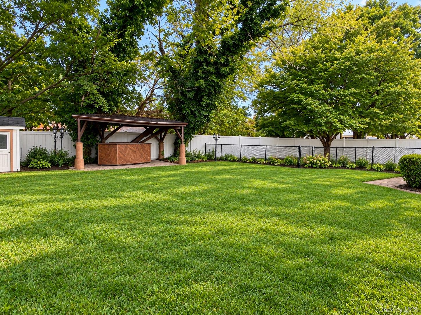 155 Fairview Boulevard Property Photo 24