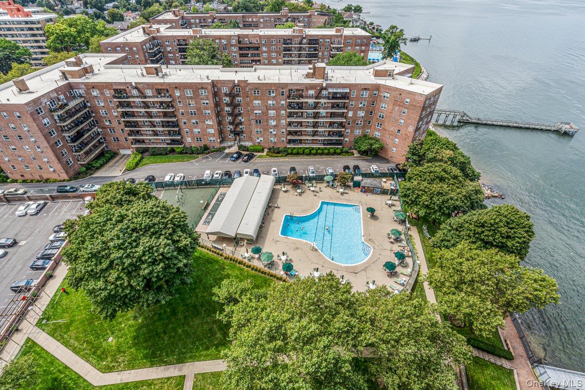166-25 Powells Cove Boulevard 18c Property Photo 35
