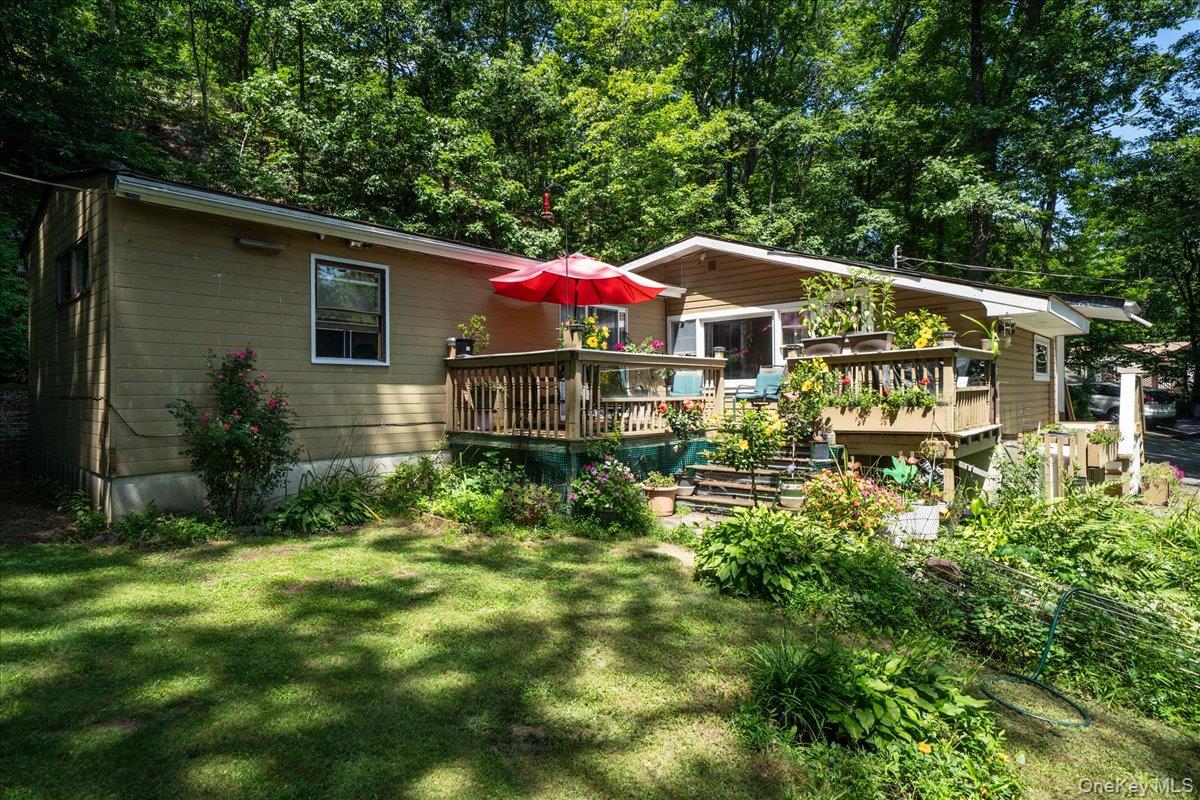 42 Deer Trail Property Photo 1