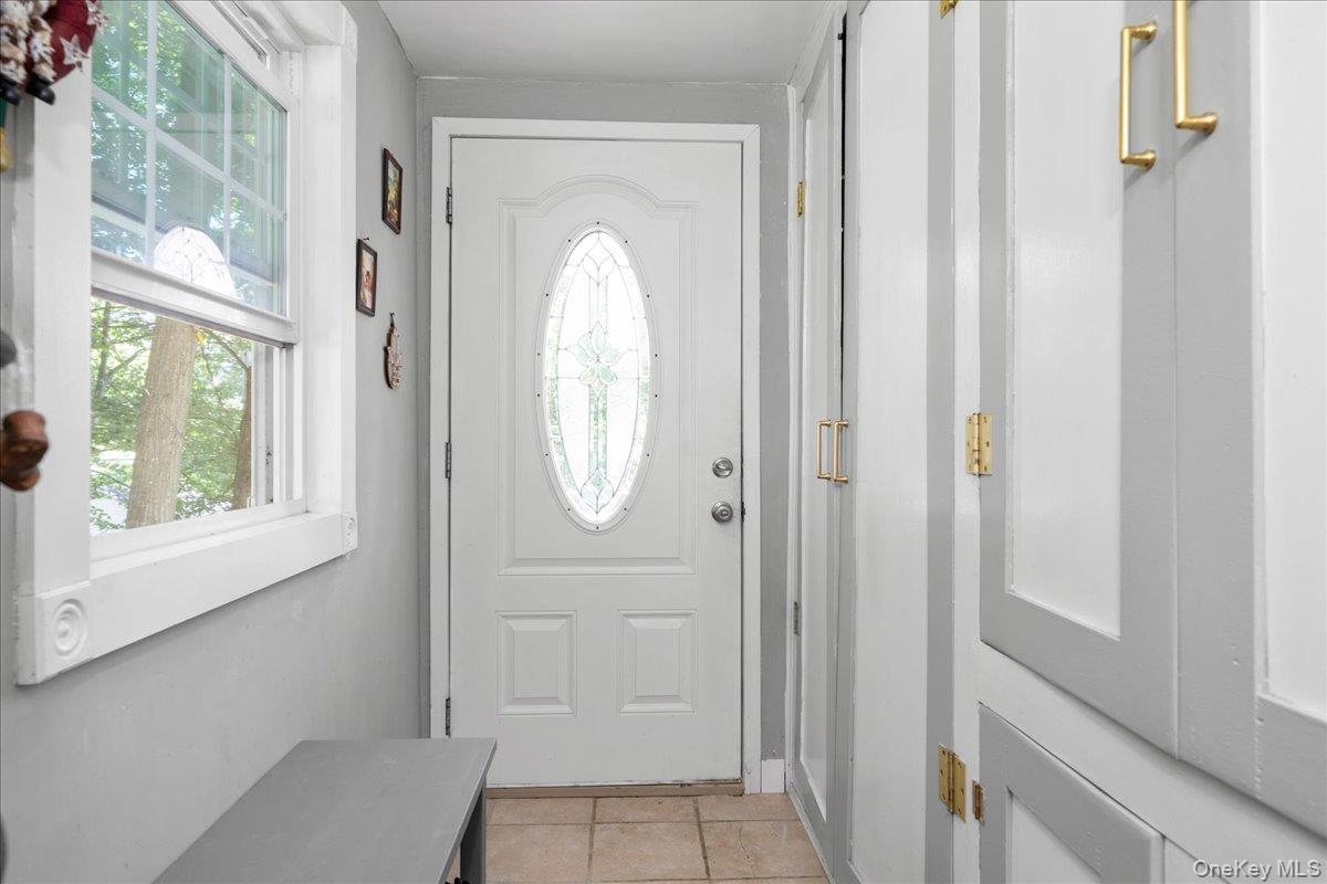 42 Deer Trail Property Photo 4