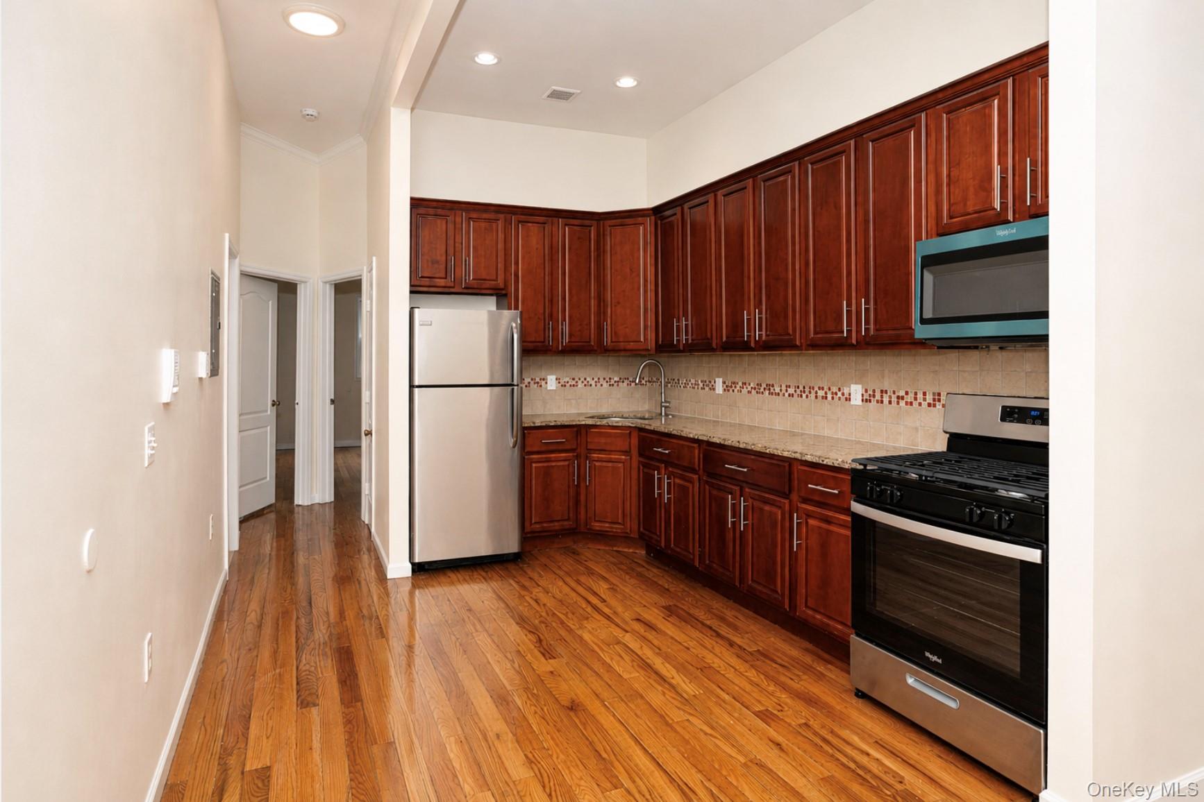 1726 Linden Boulevard Property Photo 2