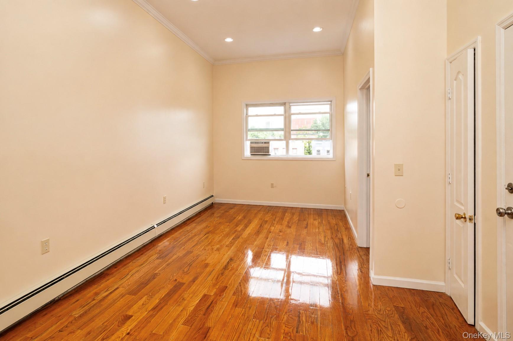 1726 Linden Boulevard Property Photo 3