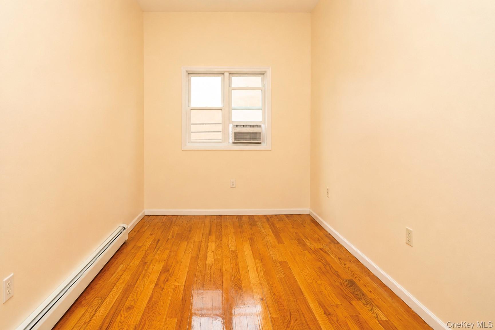 1726 Linden Boulevard Property Photo 4