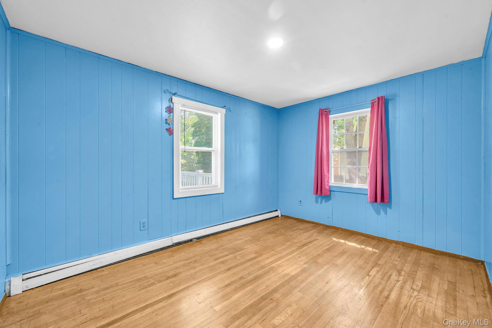 77 Elmhurst Avenue Property Photo 2