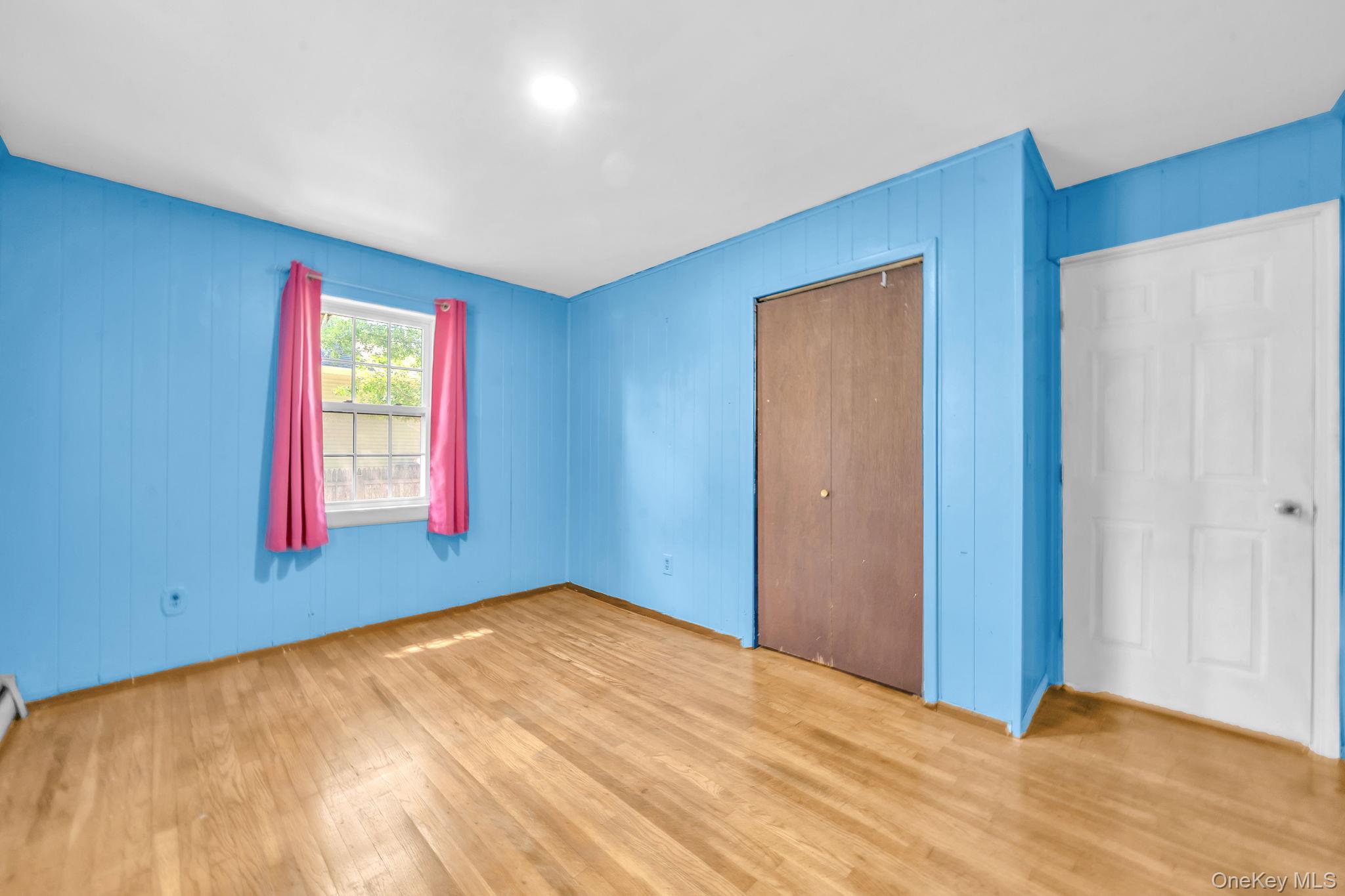 77 Elmhurst Avenue Property Photo 3