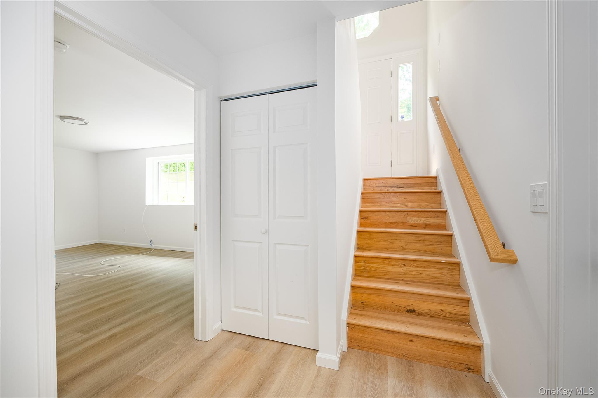 10 E Halstead Road Property Photo 20