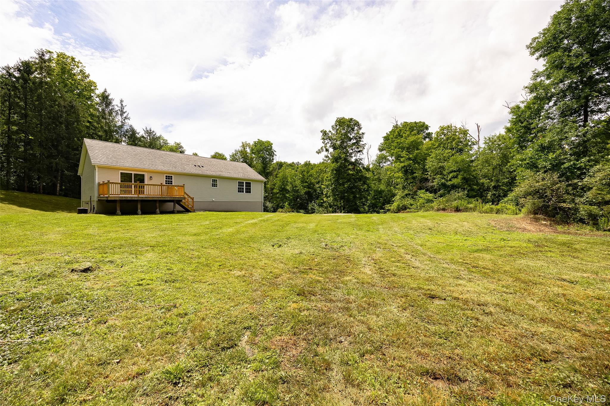 10 E Halstead Road Property Photo 23