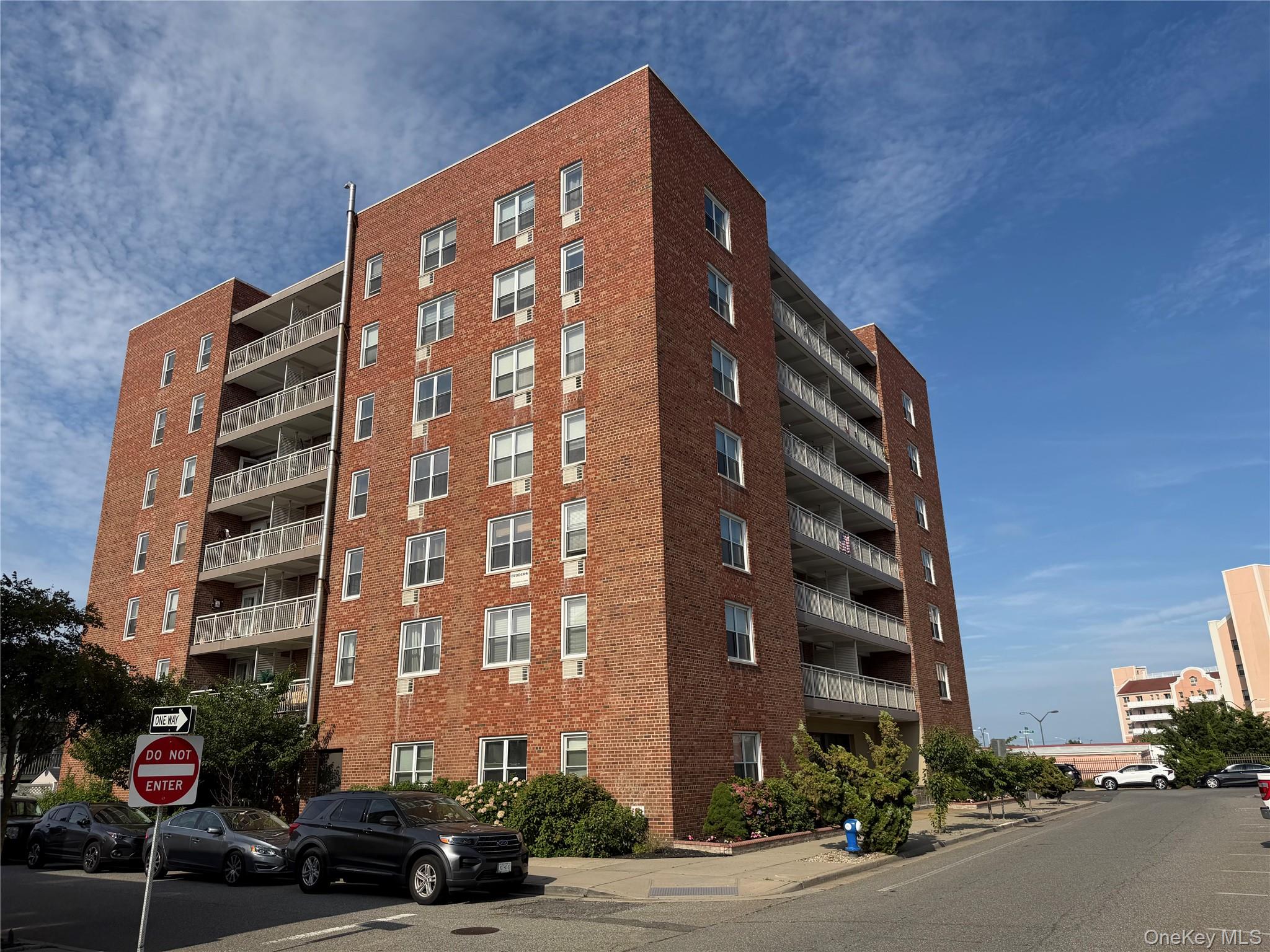 855 E Broadway 5g Property Photo 10