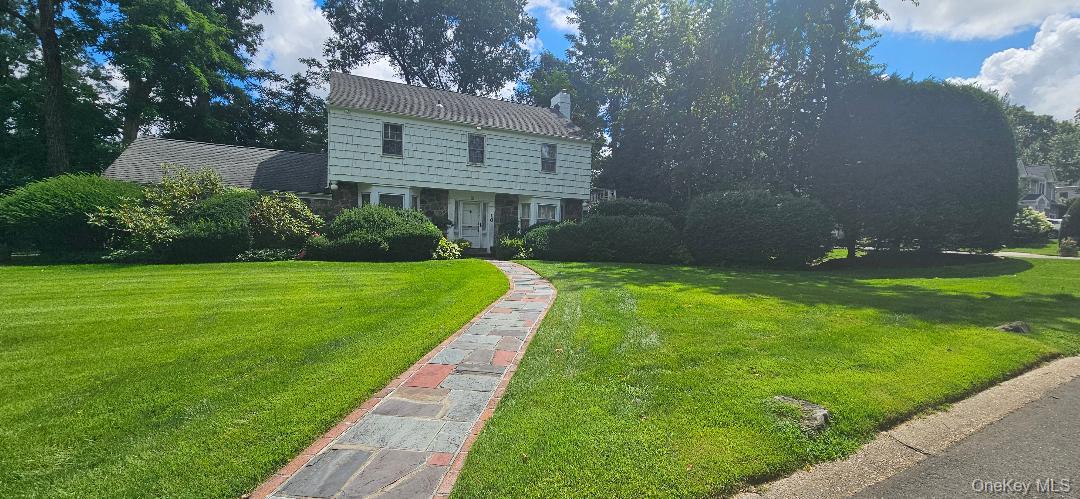 10 Meadow Woods Road Property Photo 1